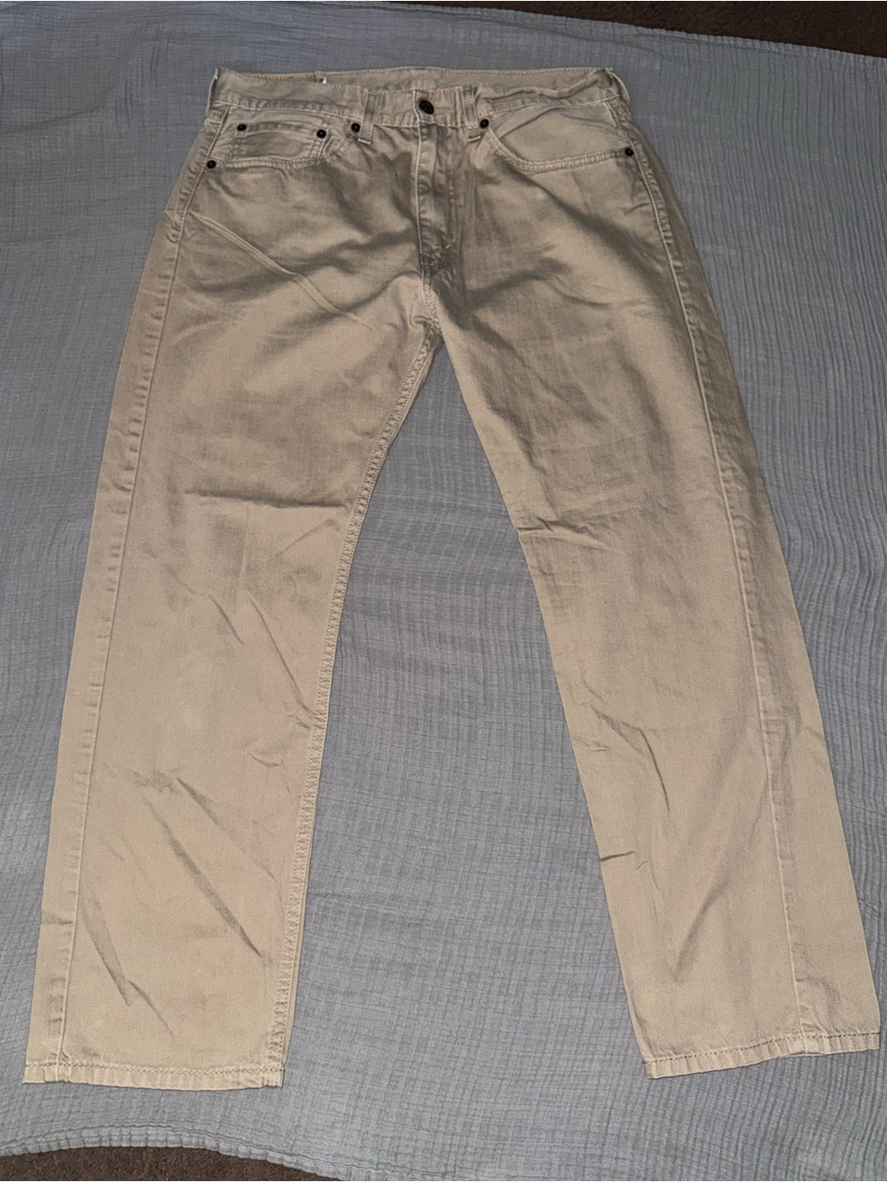 Levi's Straight Leg Jeans in Khaki